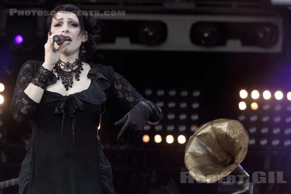 CARAVAN PALACE - 2010-09-11 - LA COURNEUVE - Parc Departemental - Grande Scene - 